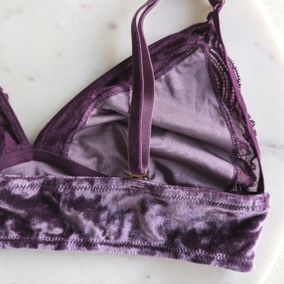 NWT Soma Women's Size M Purple Velvet Illusion Bralette - Picture 12 of 13